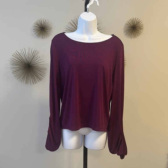 Elegant Plum Women's Top - Picture 1 of 4